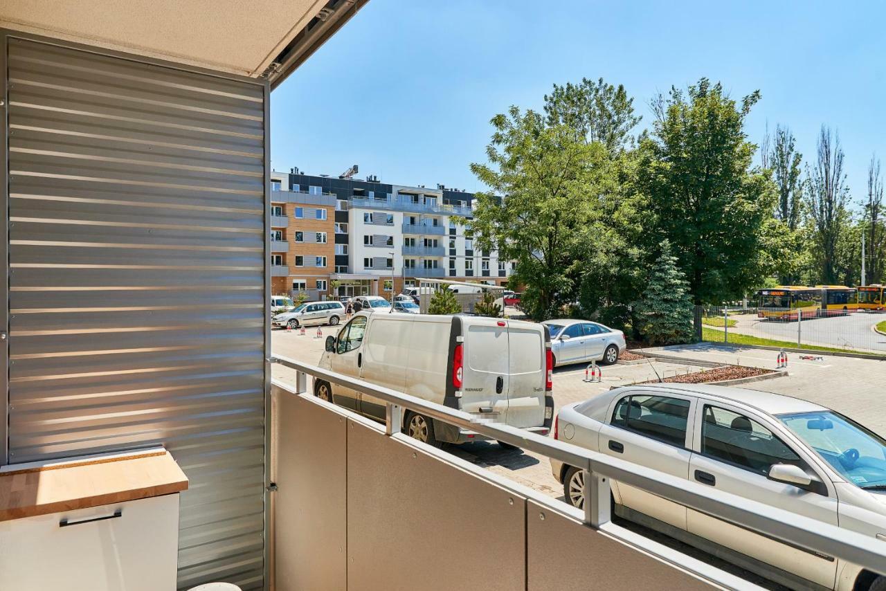 Vintage Apartment In New Estate With Parking - Krzyki Wroclaw By Noclegi Renters Exterior photo